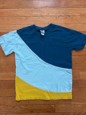 Hanna Andersson color block tee